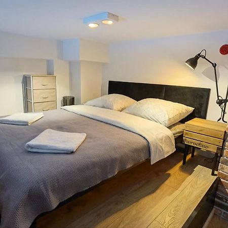 Apartament Loft Studio Airport Blisko Lotniska Zarembowicza Lotnisko 브로츠와프 외부 사진